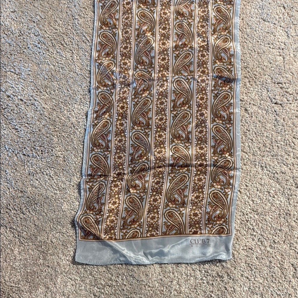 Echo Paisley Patterned Scarf